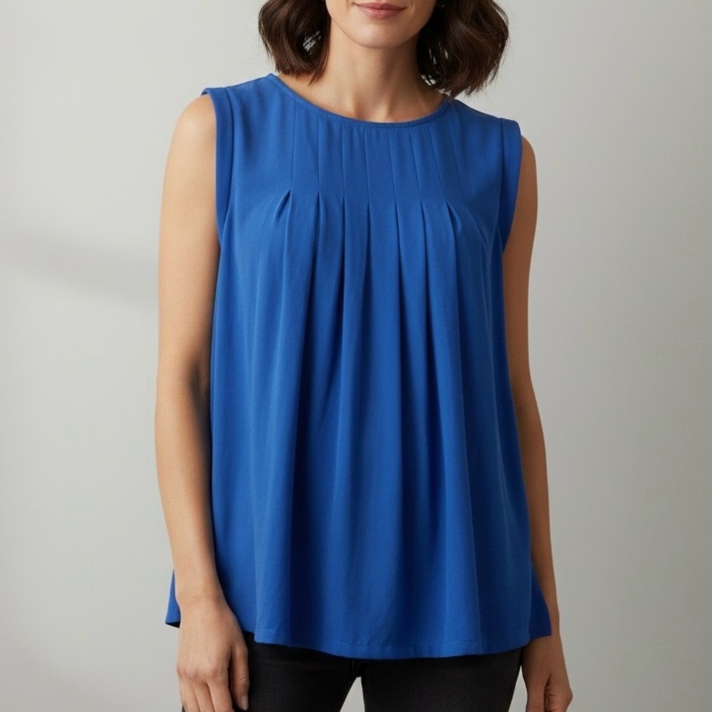 Merona pleated sleeveless blouse size S